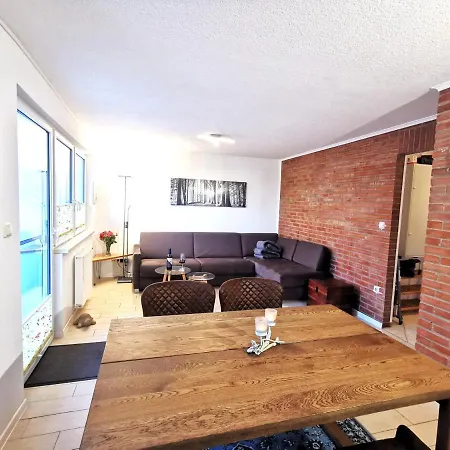 Ferienhaeuschen Kuestenwald Bei Warnemuende, Eigener Garten, Terrasse Mit Strandkorb, 400m Zum *