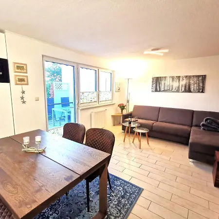 Ferienhaeuschen Kuestenwald Bei Warnemuende, Eigener Garten, Terrasse Mit Strandkorb, 400m Zum * Diedrichshagen (Vorpommern-Greifswald)